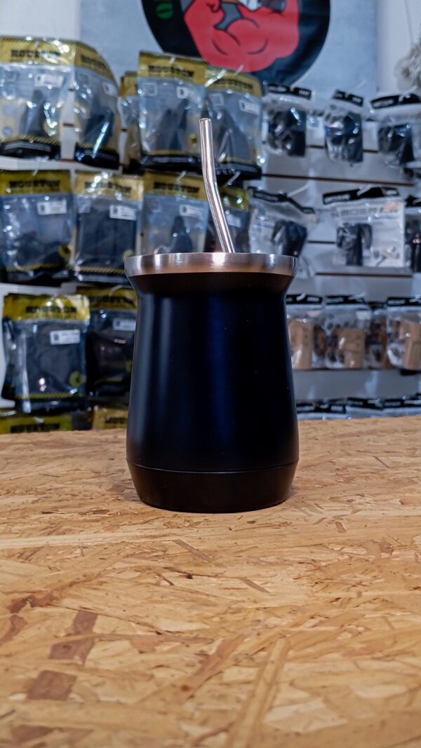 TERMO 1,9LTS CON MATE Y BOMBILLA DE REGALO - Imagen 5